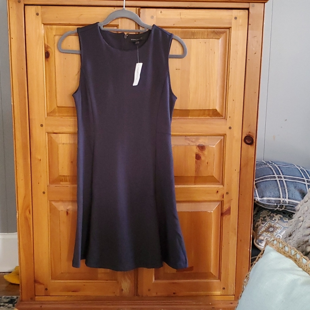 Dress - Picture 1 of 1